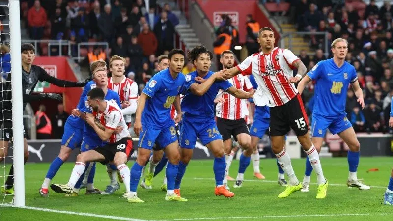 Birmingham bị đánh giá thấp hơn Southampton